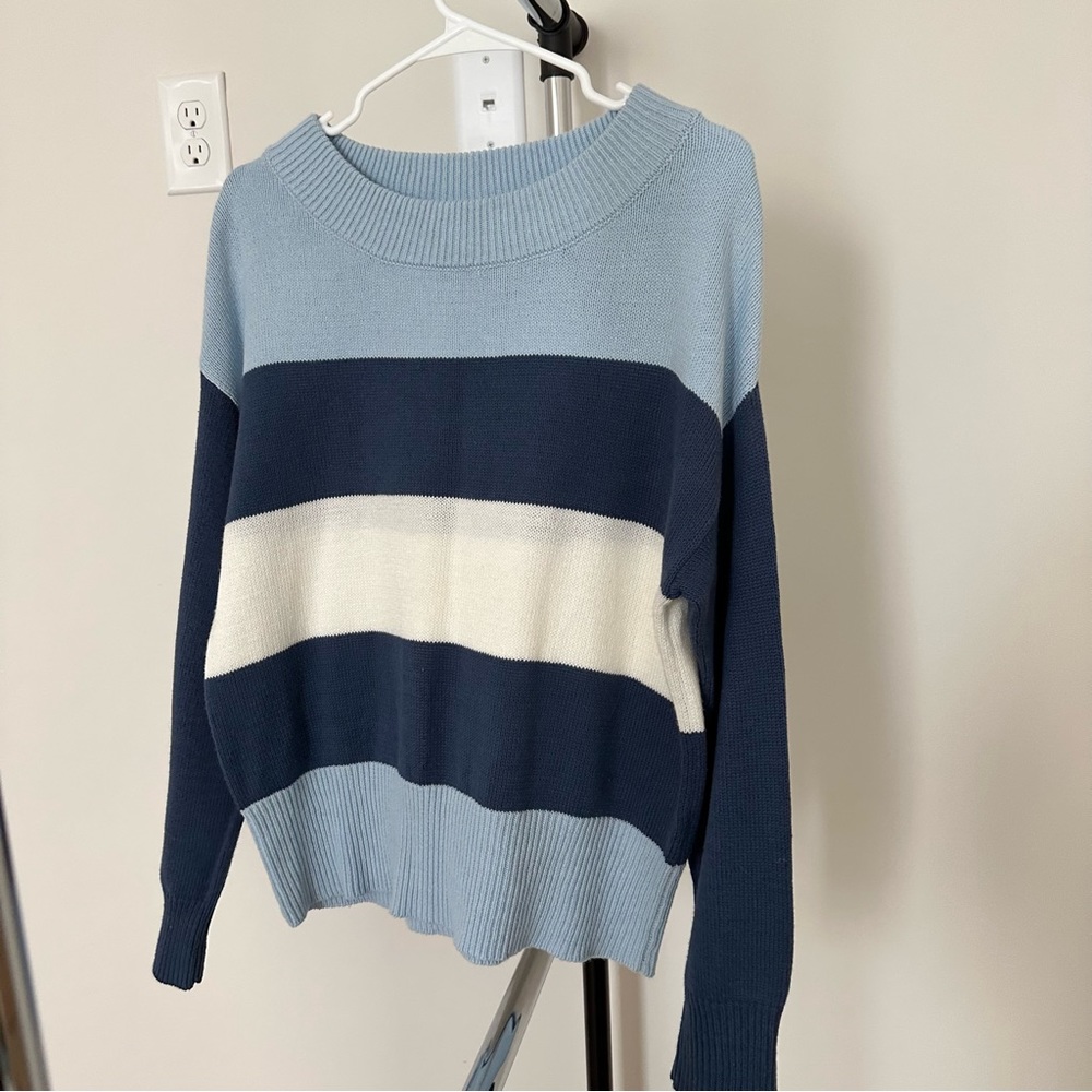 COPY - Lucky Brand sweater